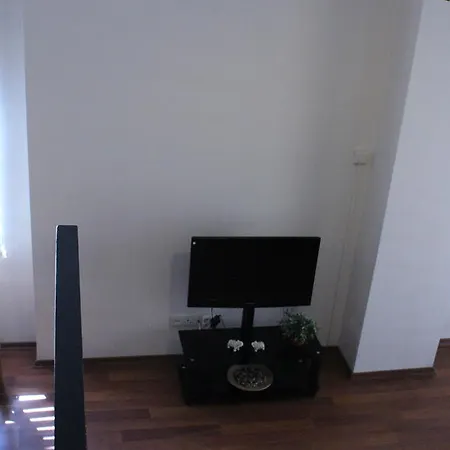 La Casa Suites