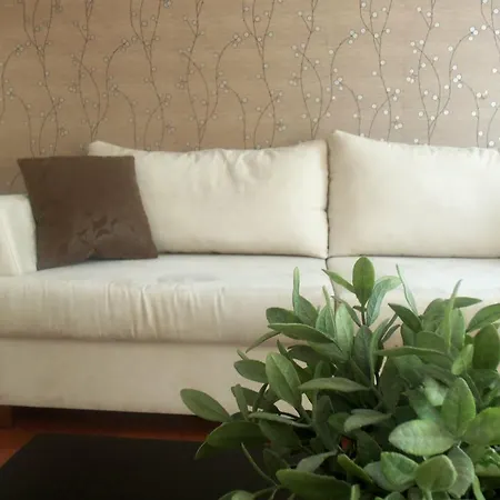 La Casa Suites *